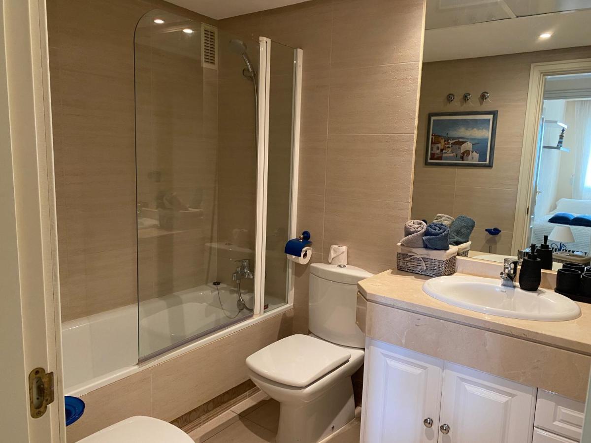 Exclusive Puerto Banus Beach Free Parking Wifi & Swimming Pool Lägenhet *